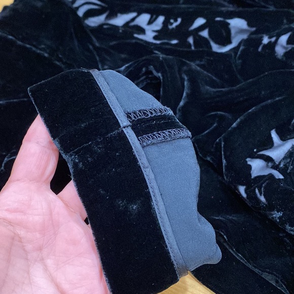 **NWOT ** Silk Velvet Long Dress Chinese Cheongsam Style Frog Button 3/4Sleeves - Picture 11 of 12